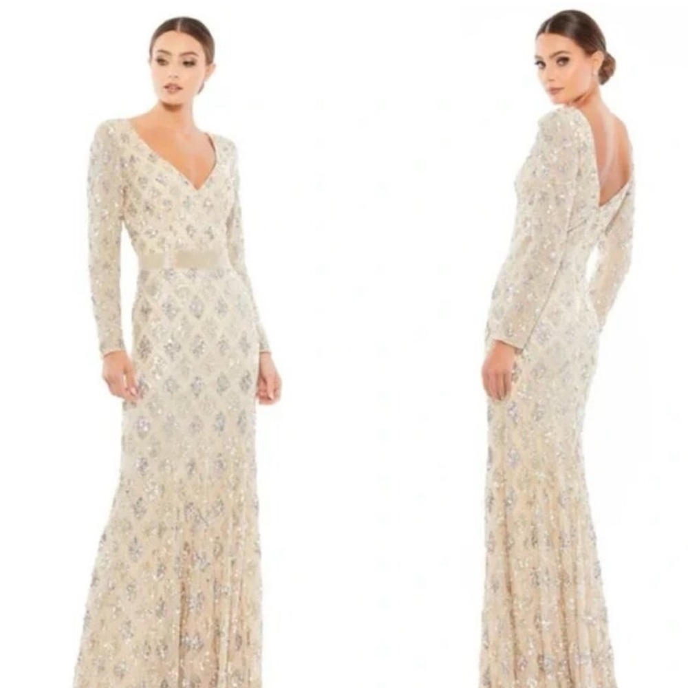 NWT Mac Duggal Geometric Fully Embellished Long Sleeve Evening Gown Size 6